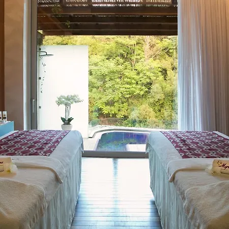 فندق كاسال بانايوتيس 4*