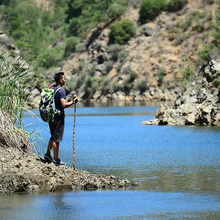كاسال بانايوتيس فندق كالوبانايوتيس